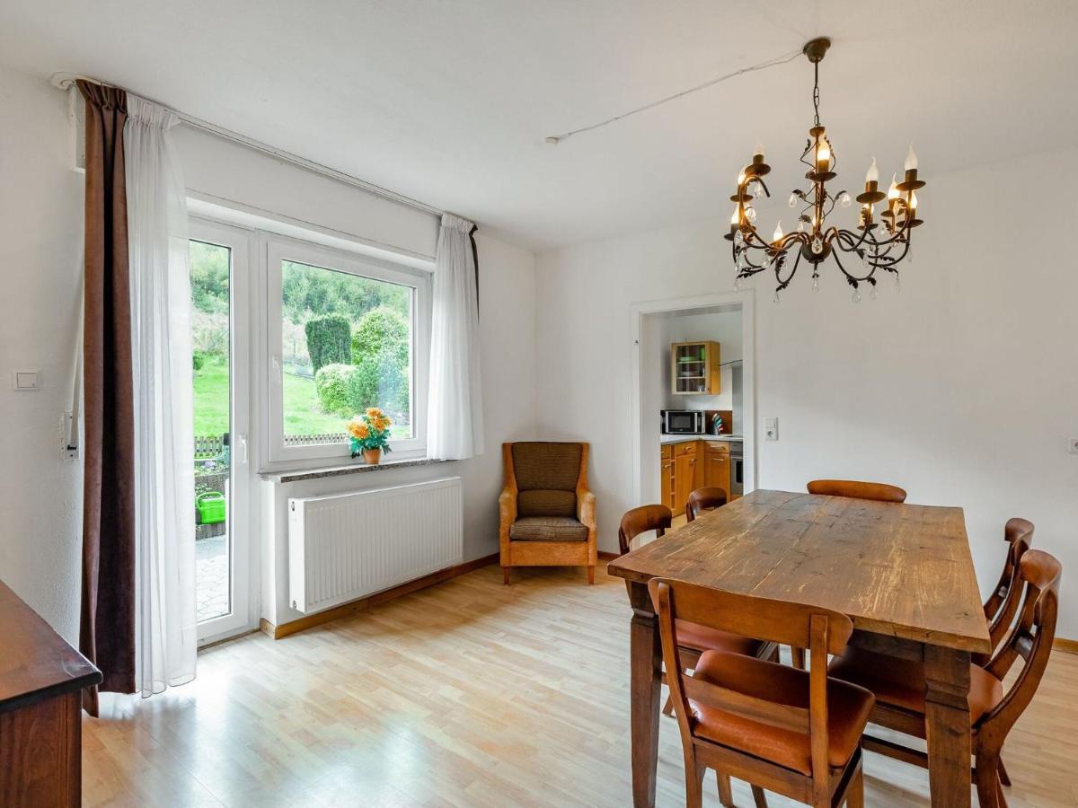 Apartment With Private Terrace In Velmede Bestwig Bagian luar foto