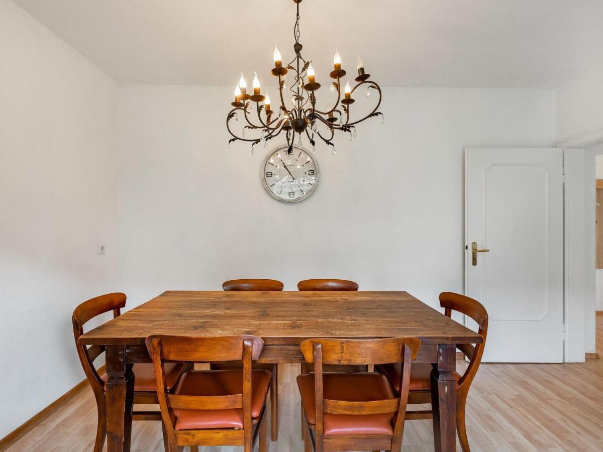 Apartment With Private Terrace In Velmede Bestwig Bagian luar foto