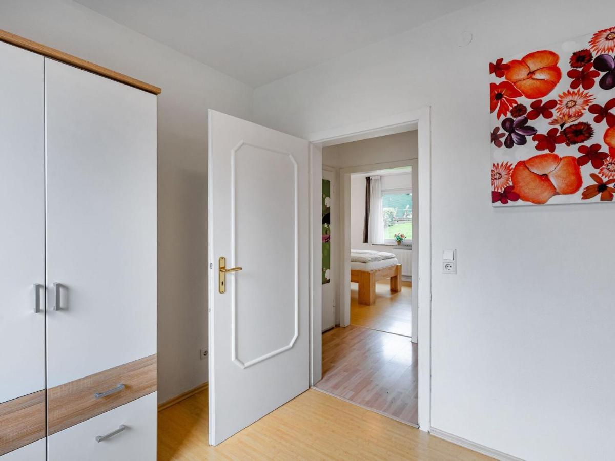 Apartment With Private Terrace In Velmede Bestwig Bagian luar foto