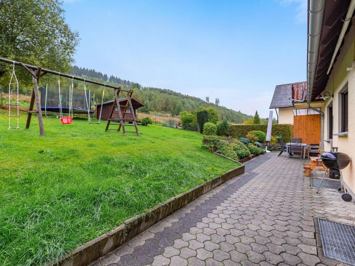 Apartment With Private Terrace In Velmede Bestwig Bagian luar foto