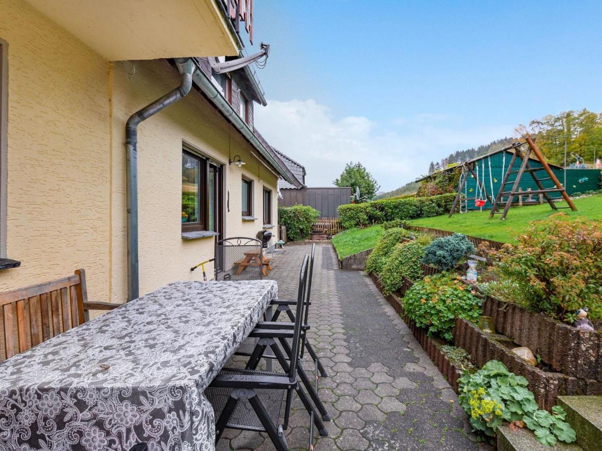 Apartment With Private Terrace In Velmede Bestwig Bagian luar foto